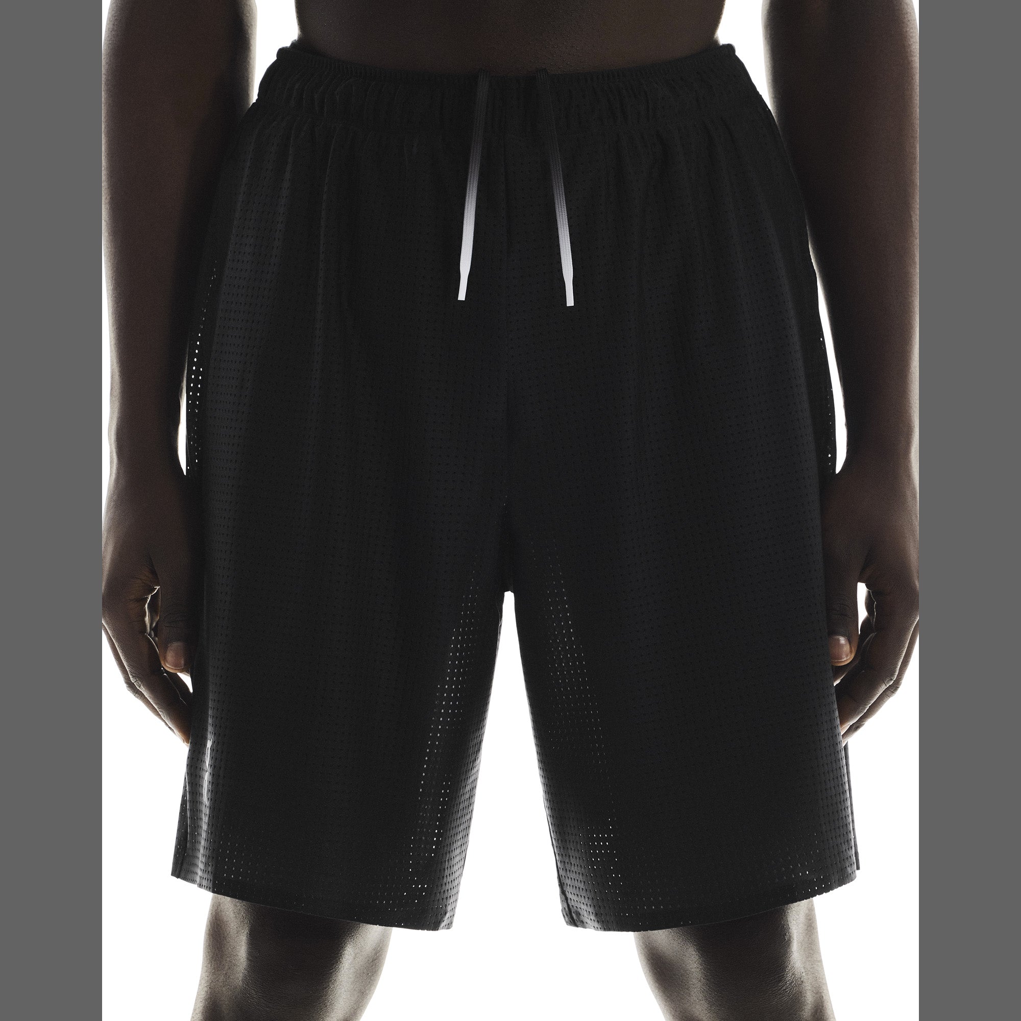 On Pace Mesh Shorts