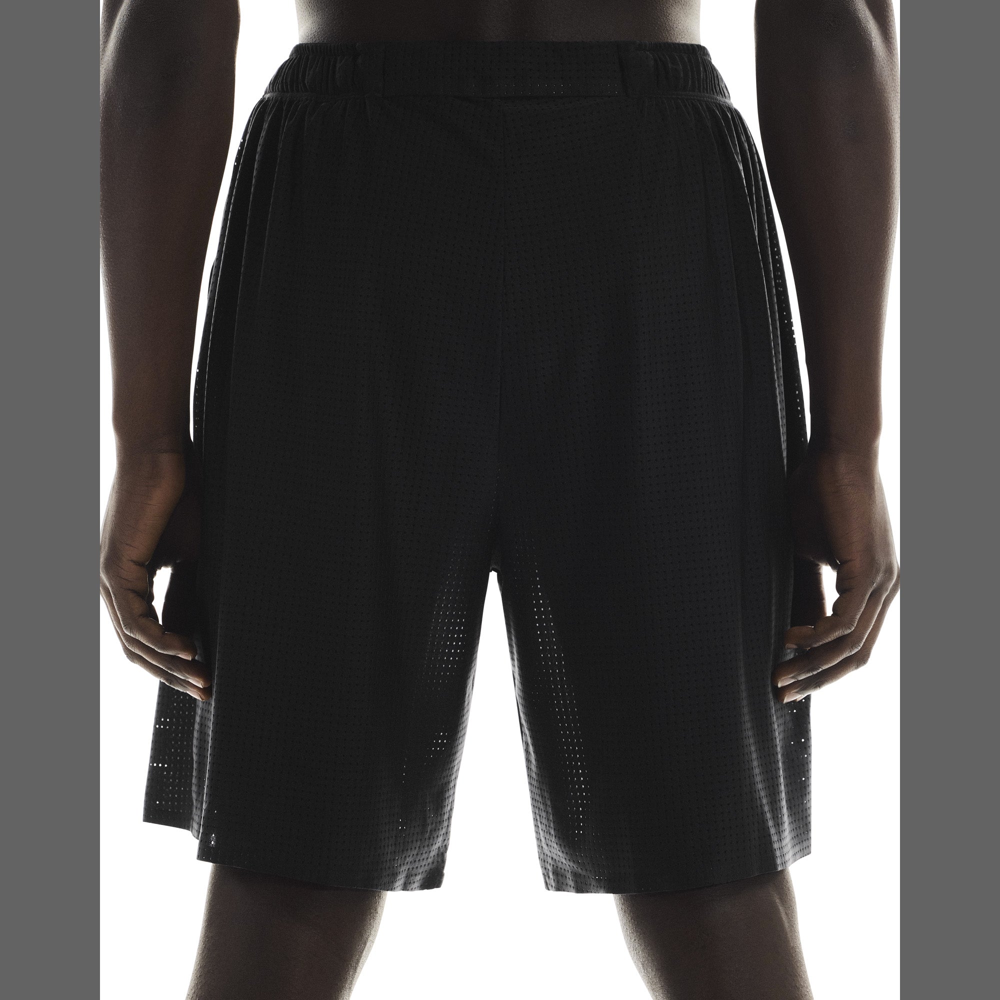 On Pace Mesh Shorts