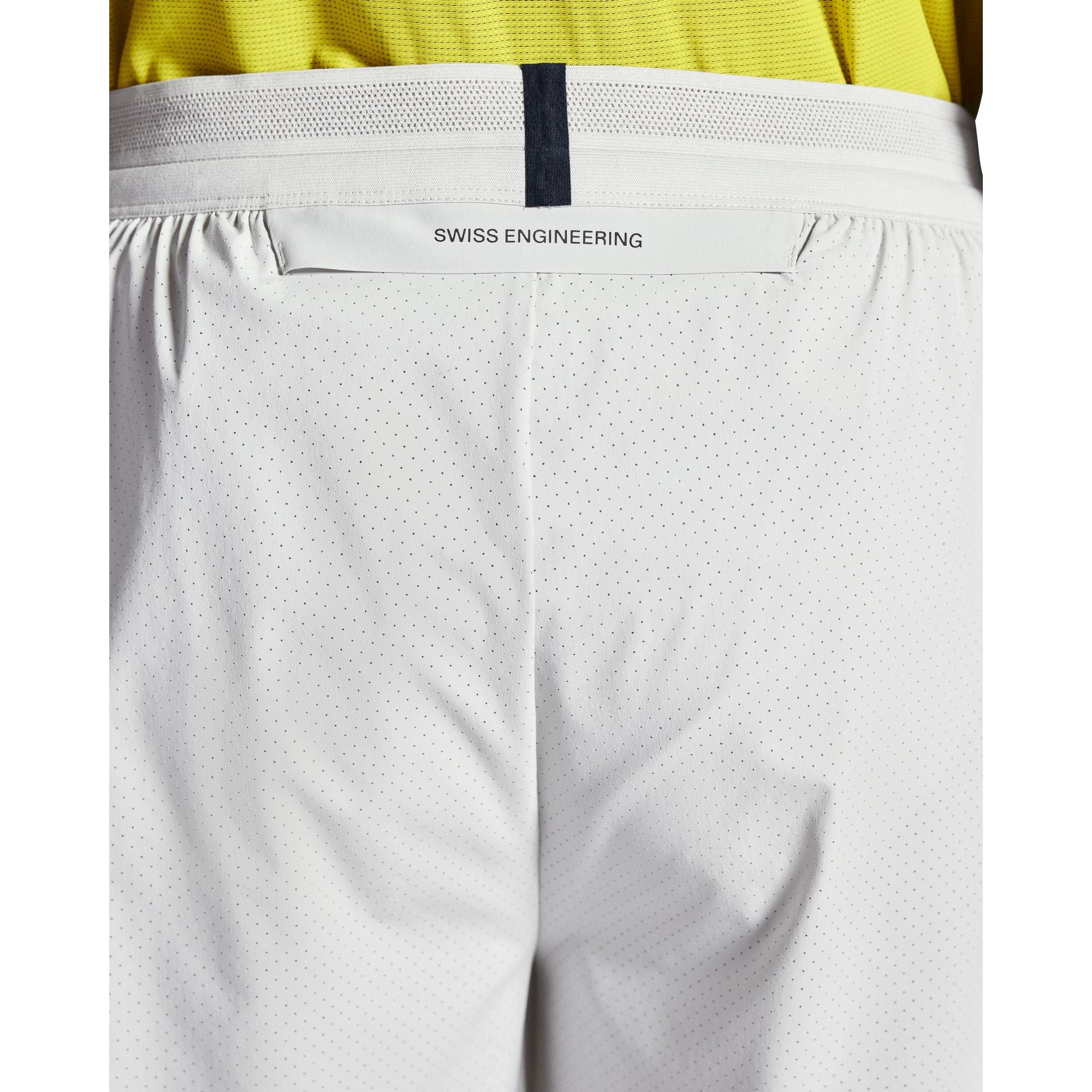 On 7" Performance Shorts