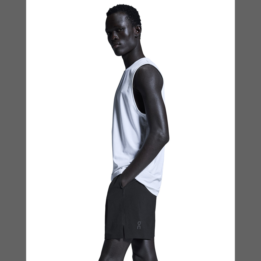 On Focus Shorts