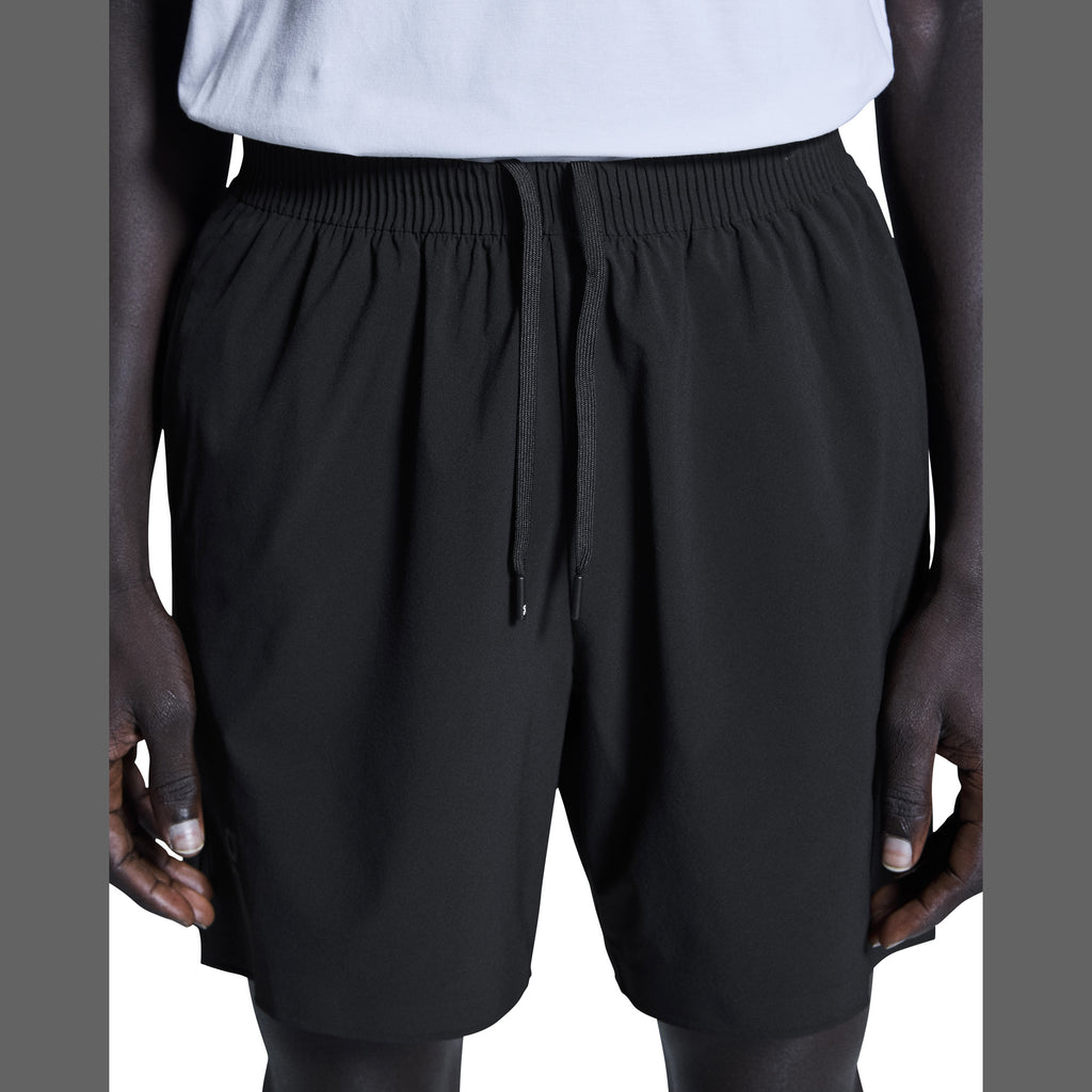 On Focus Shorts