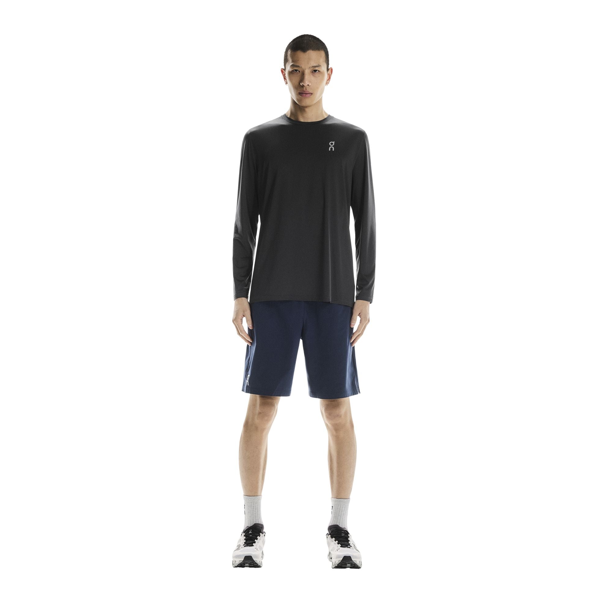 On 9" Core Shorts