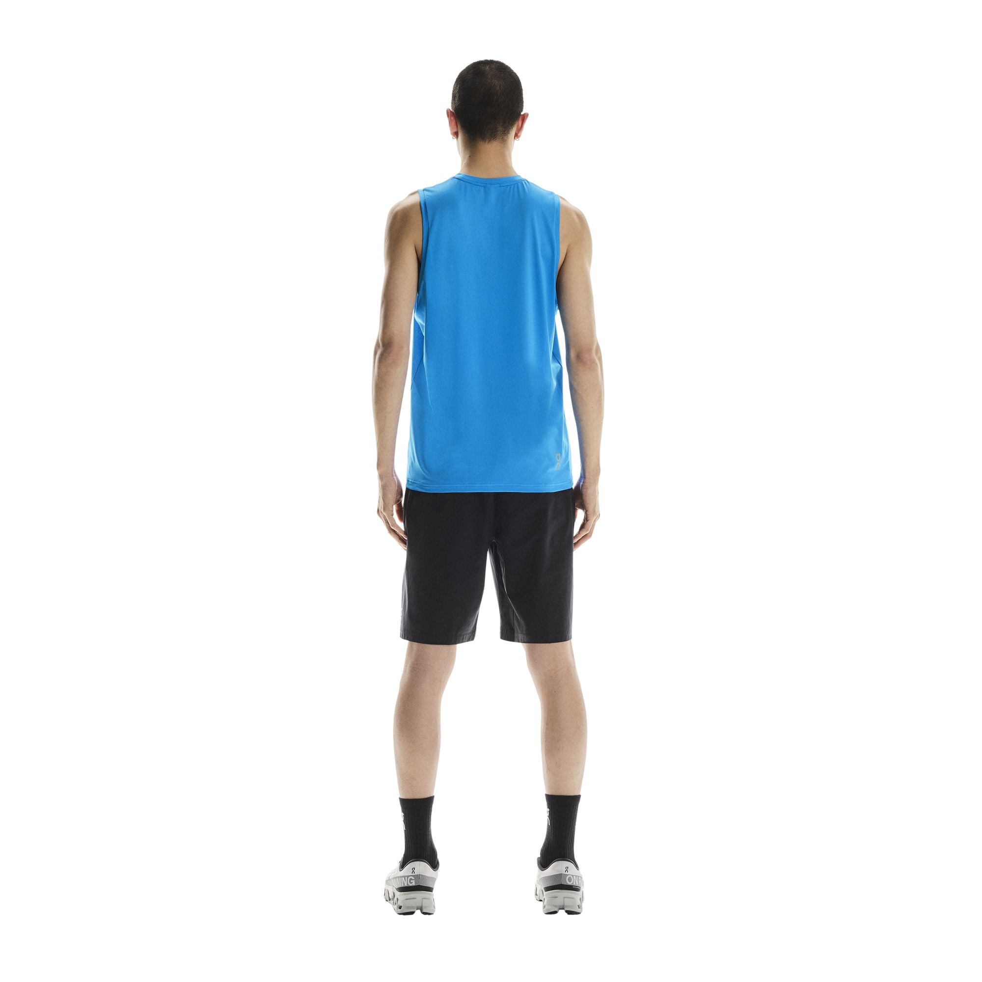 On 9" Core Shorts