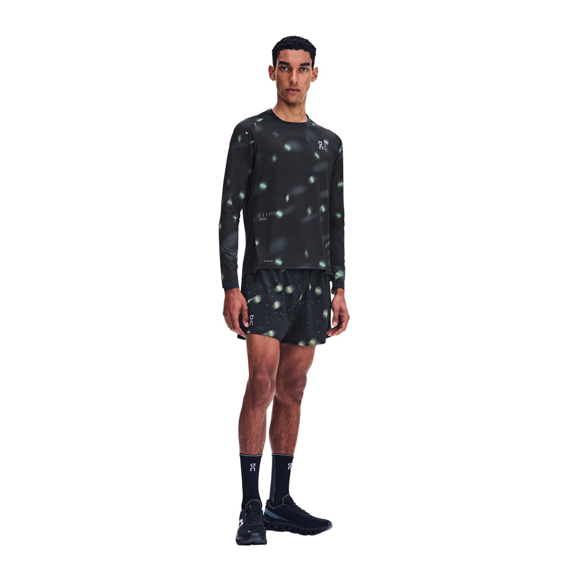 On Performance Shorts Lumos