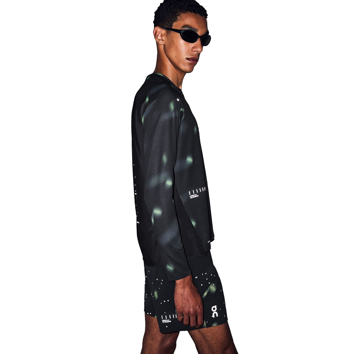 On Performance Shorts Lumos
