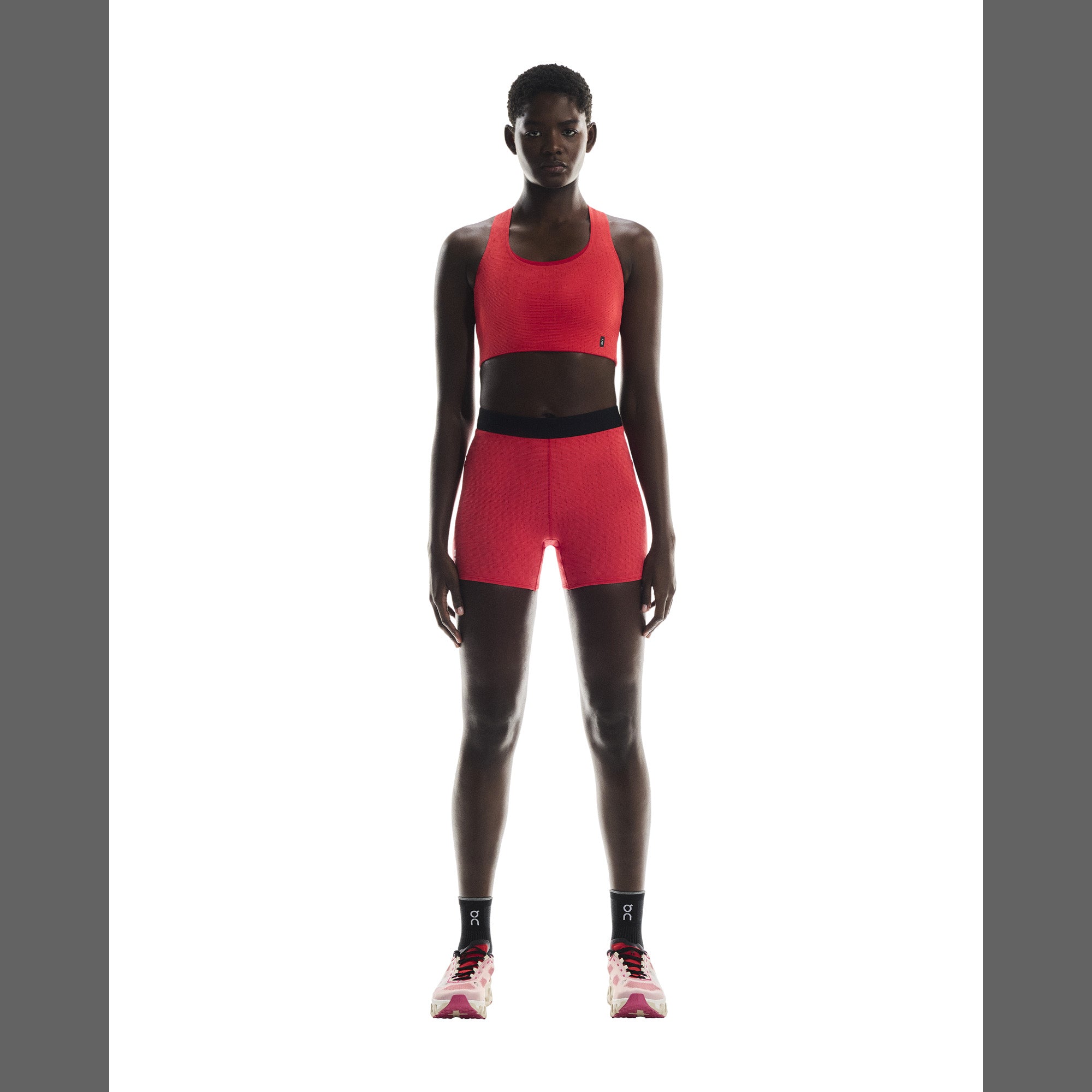 On Pace Pocket Bra
