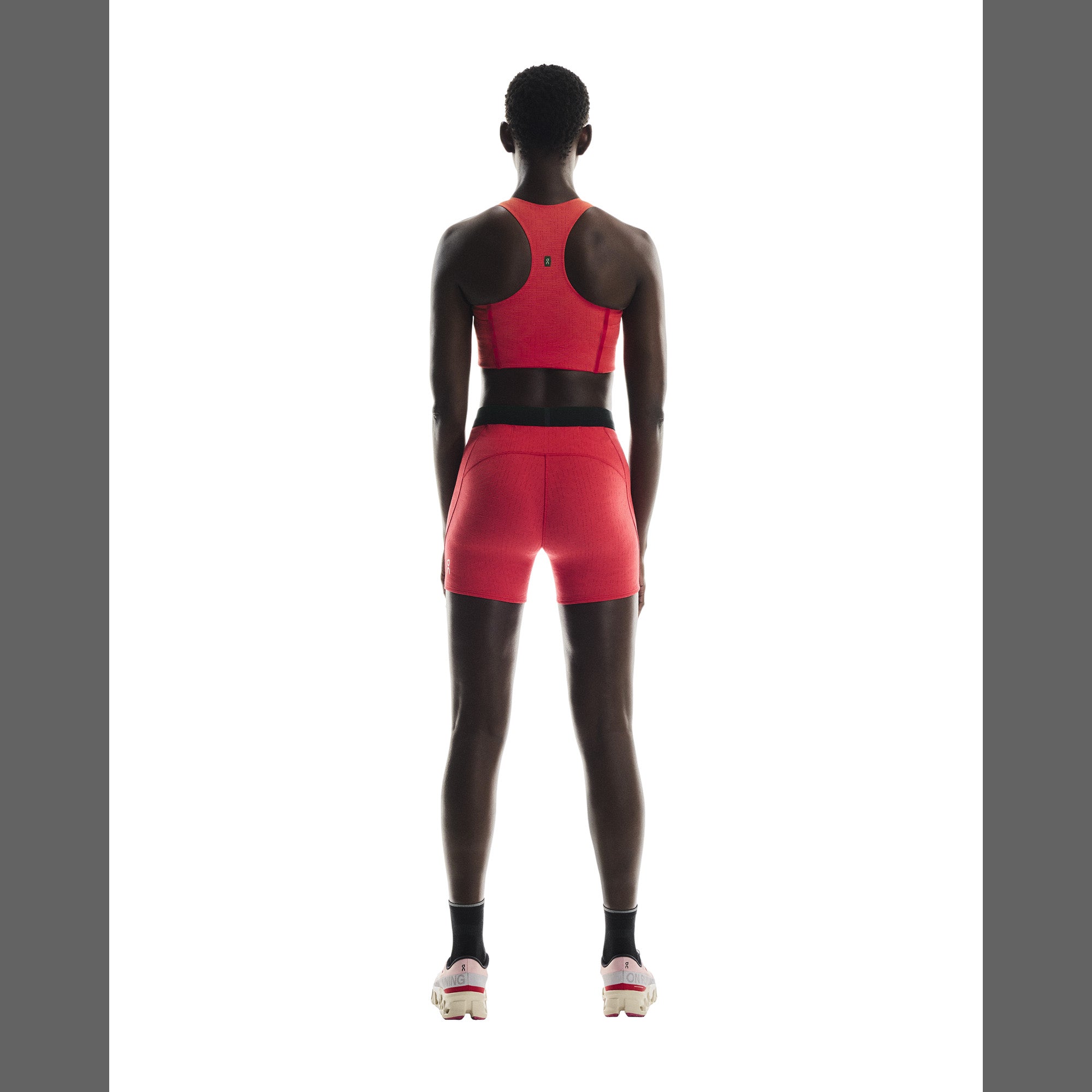 On Pace Pocket Bra