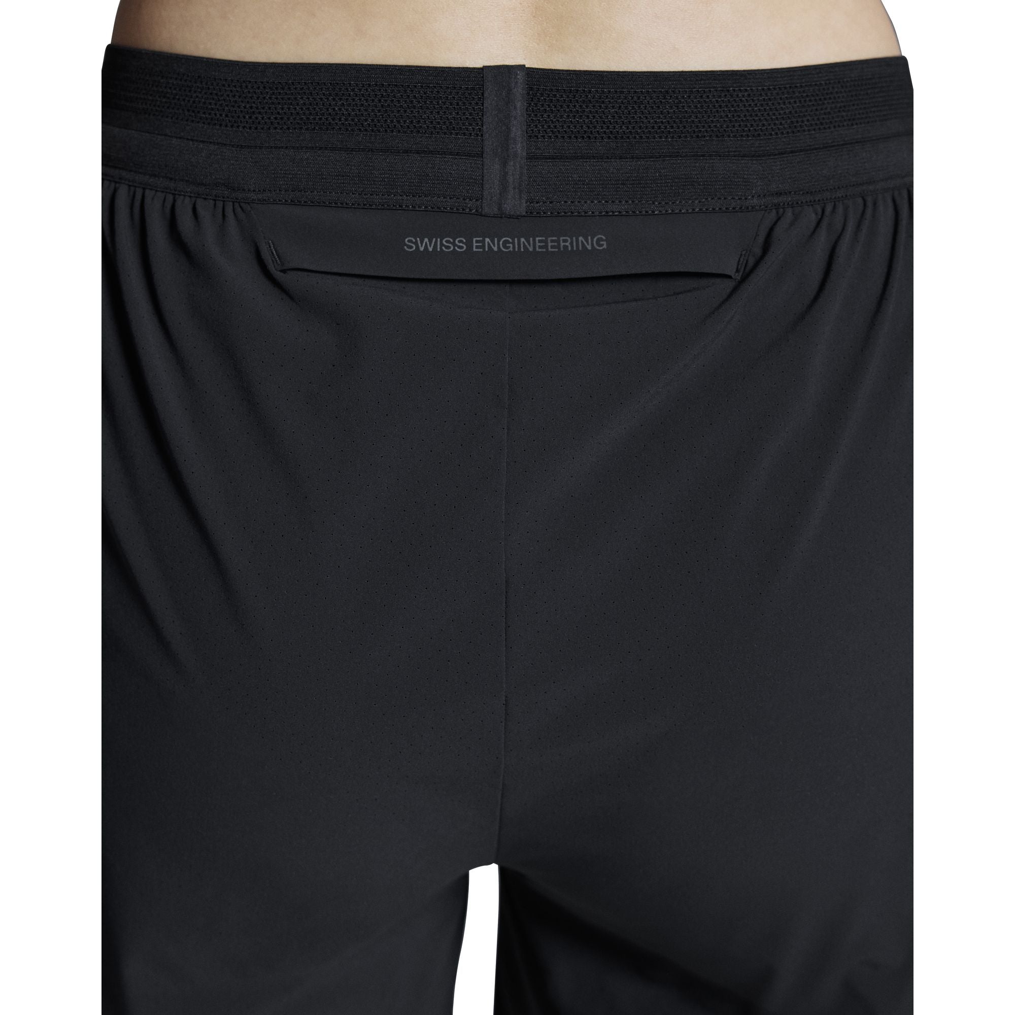 On 5" Performance Shorts