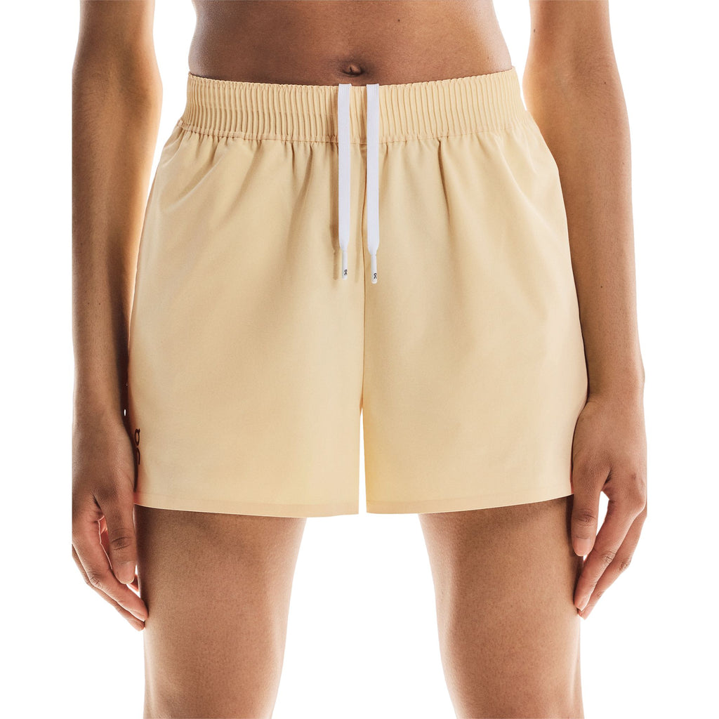 On Focus Shorts