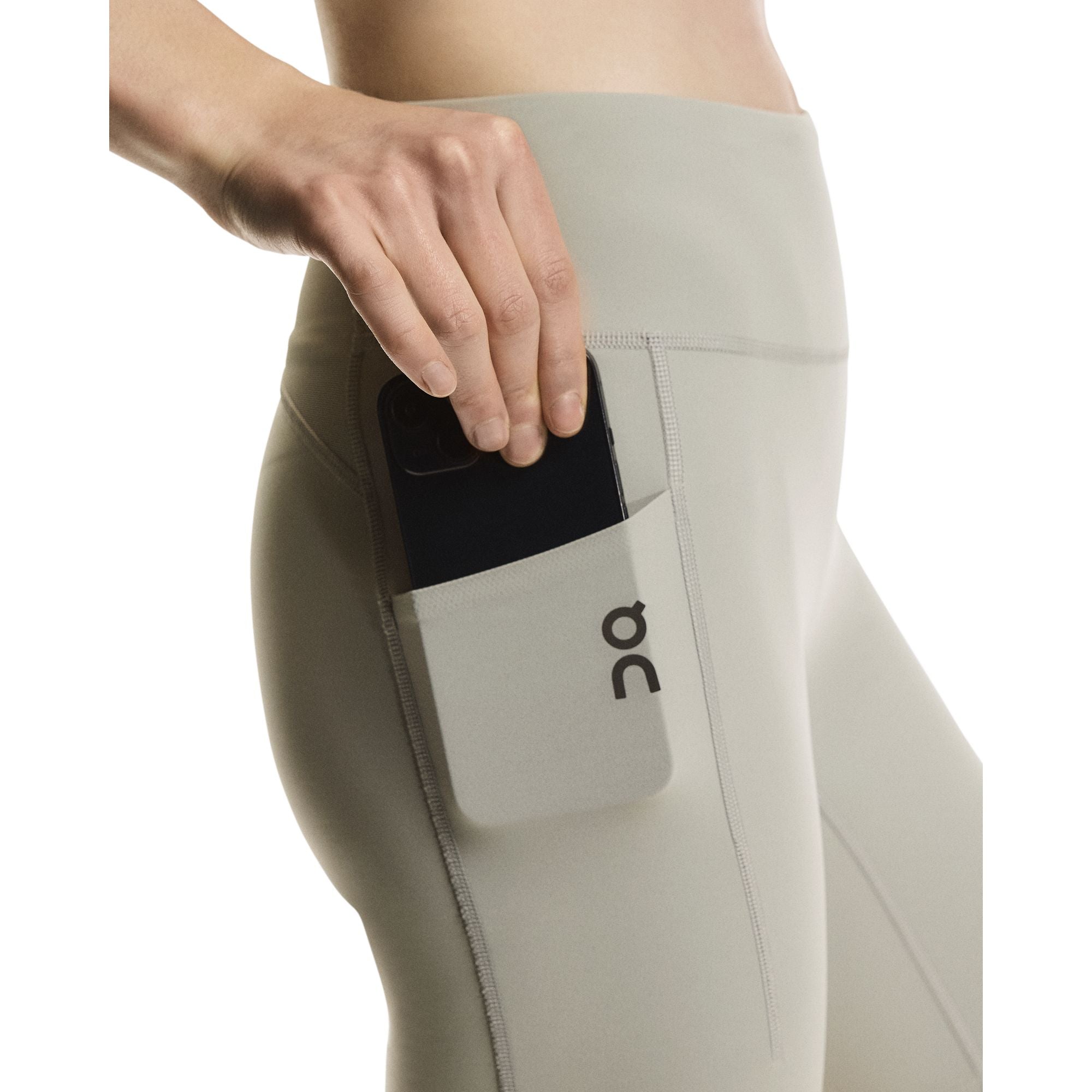 On 8" Performance Tights
