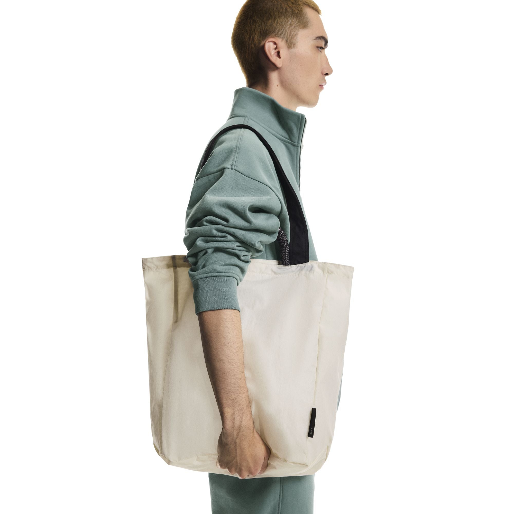 On Tote Pack 25L
