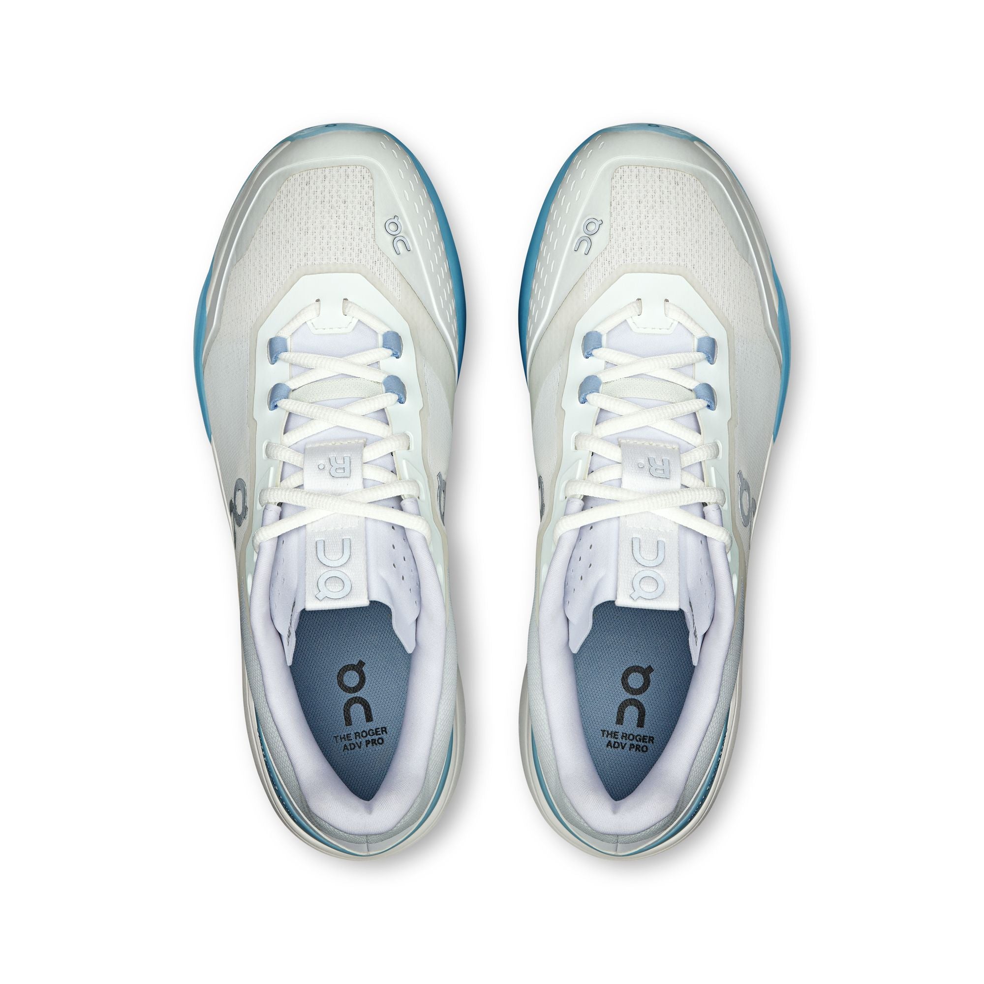 On THE ROGER ADV Pro,White/Chambray