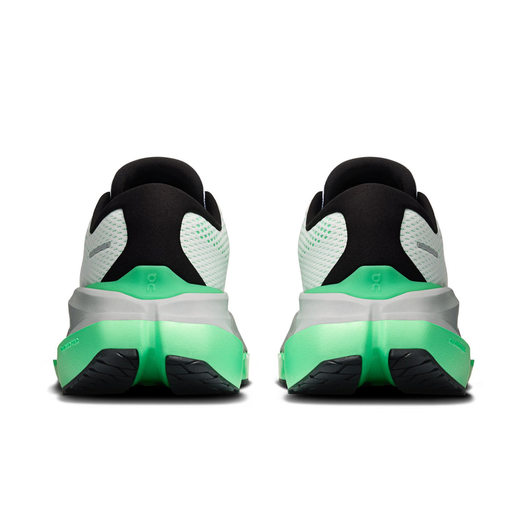 On Cloudrunner 3 Max