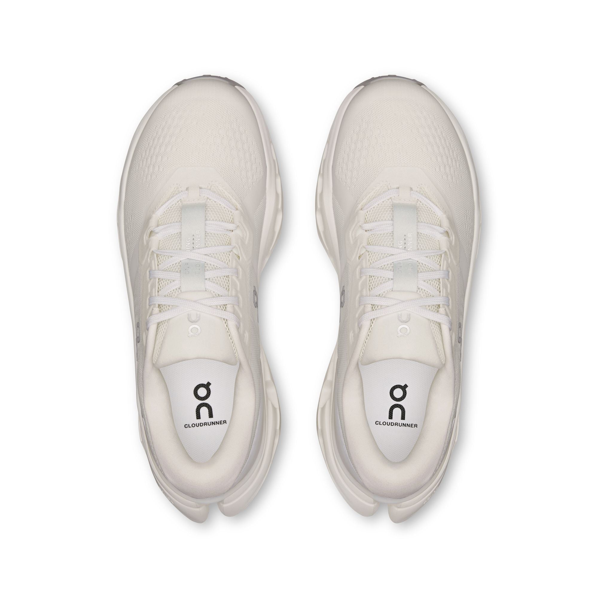 On Cloudrunner 3 Wide