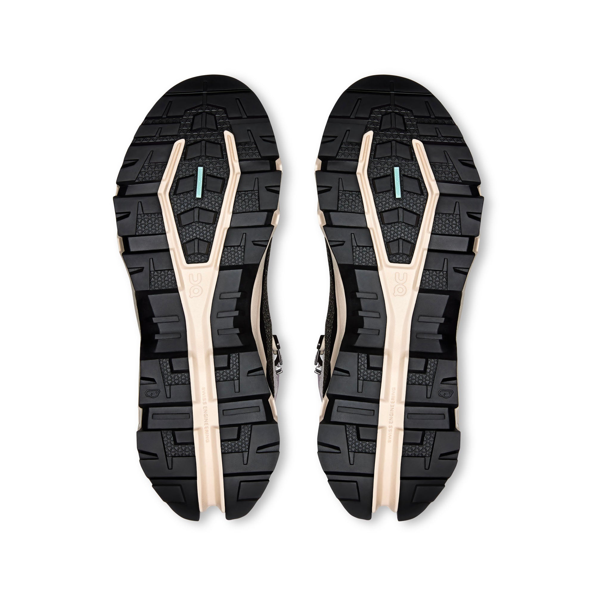 On Cloudrock Trek Waterproof