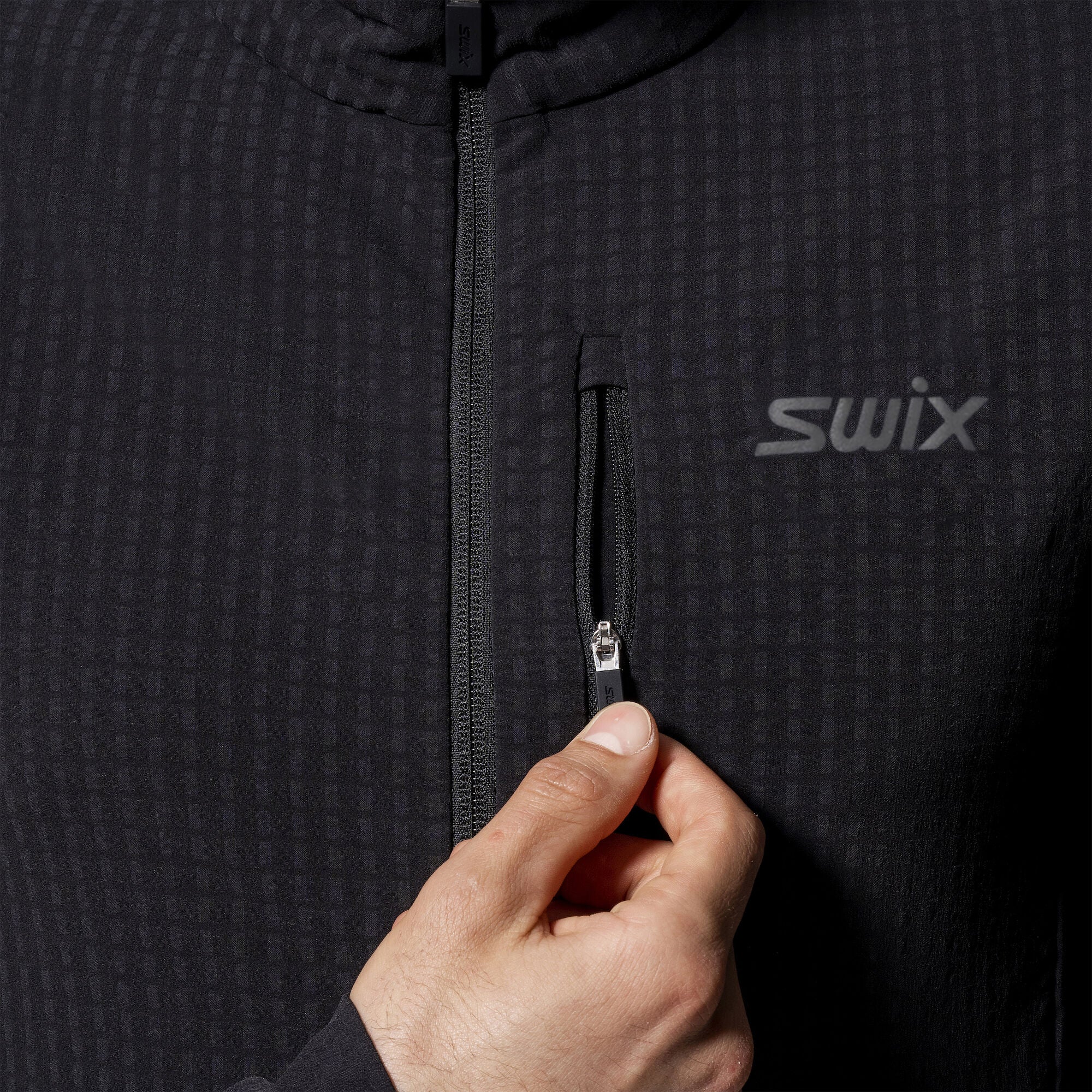 Swix Pace Hybrid Full Zip Midlayer M