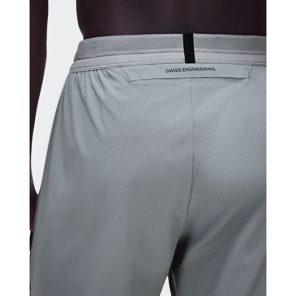 On 7" Performance Shorts
