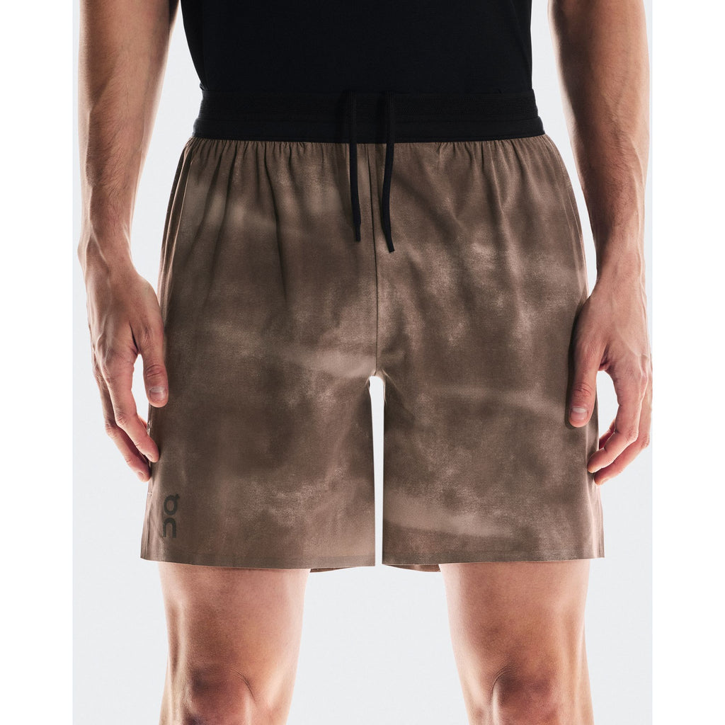 On 7" Performance Shorts AOP