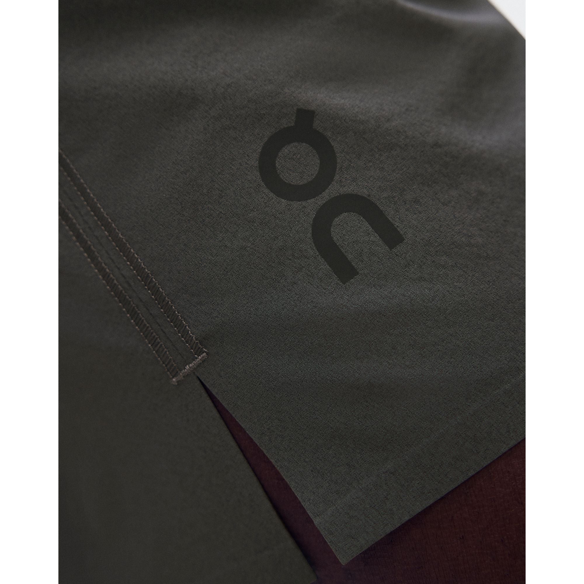 On Focus Shorts