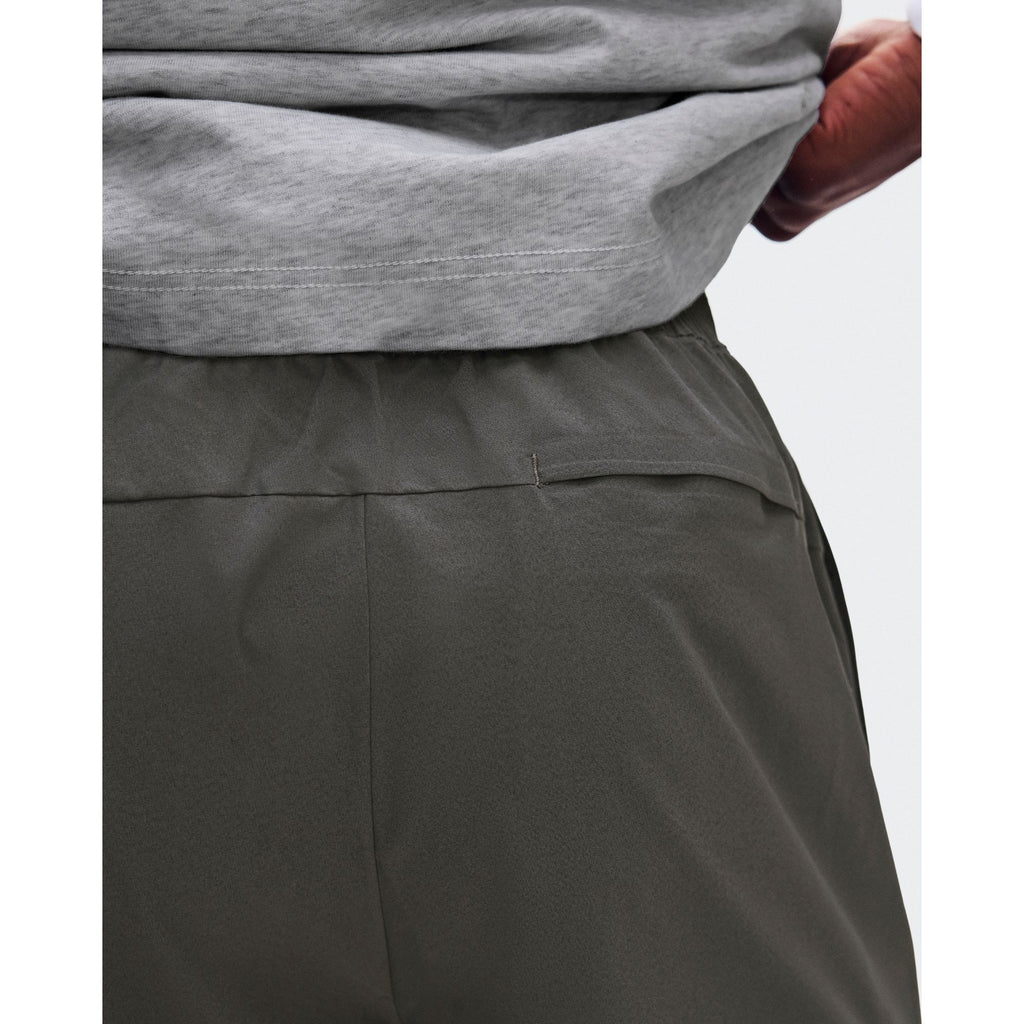 On Focus Shorts