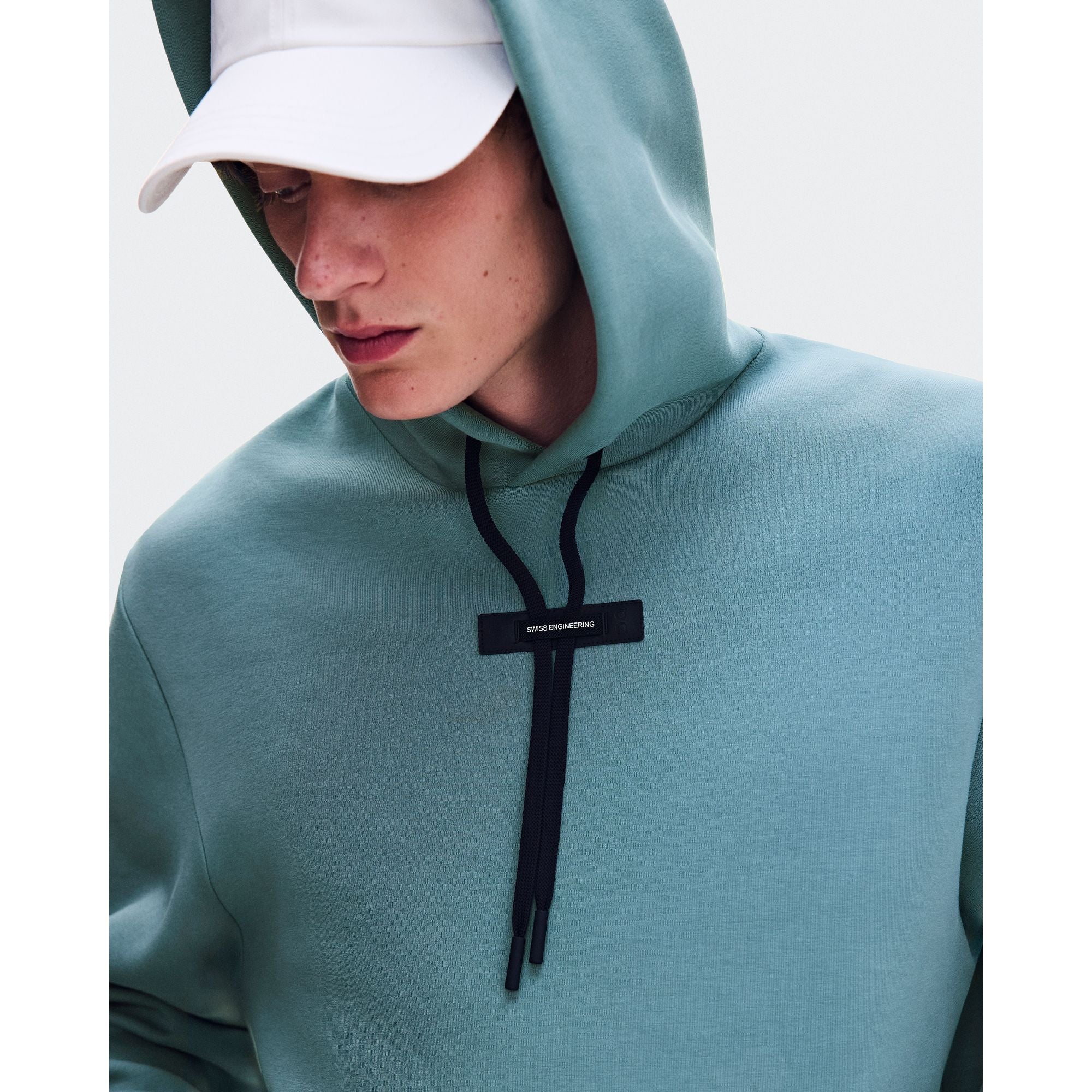 On Focus Tech Hoodie