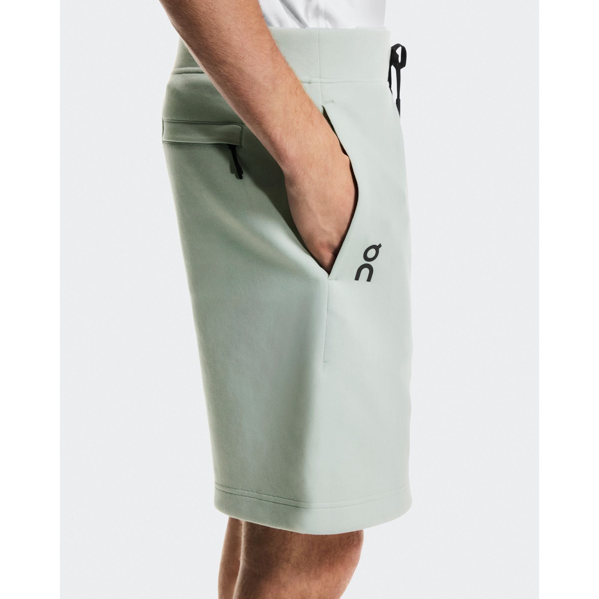 On Focus Tech Shorts