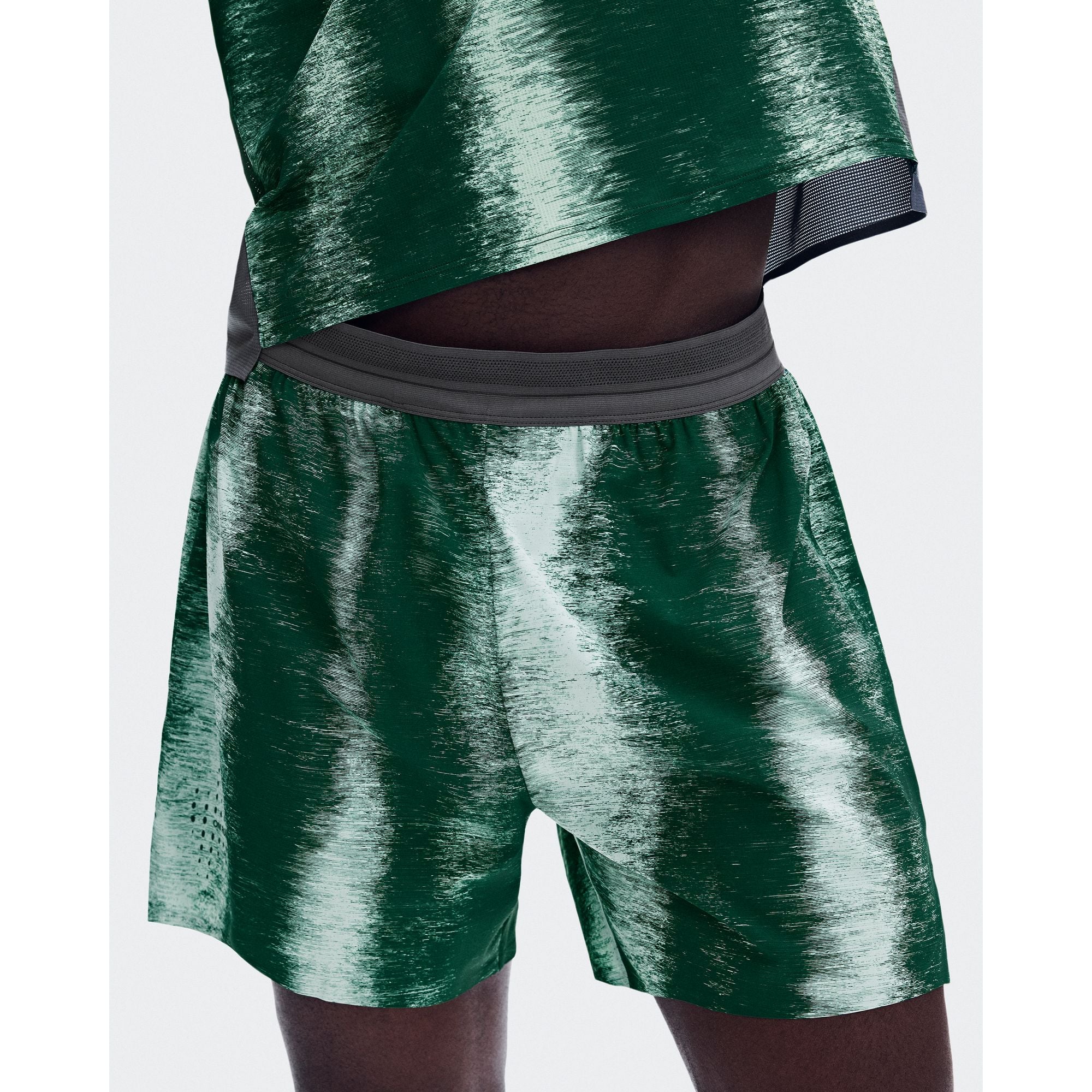 On Performance Shorts Terra