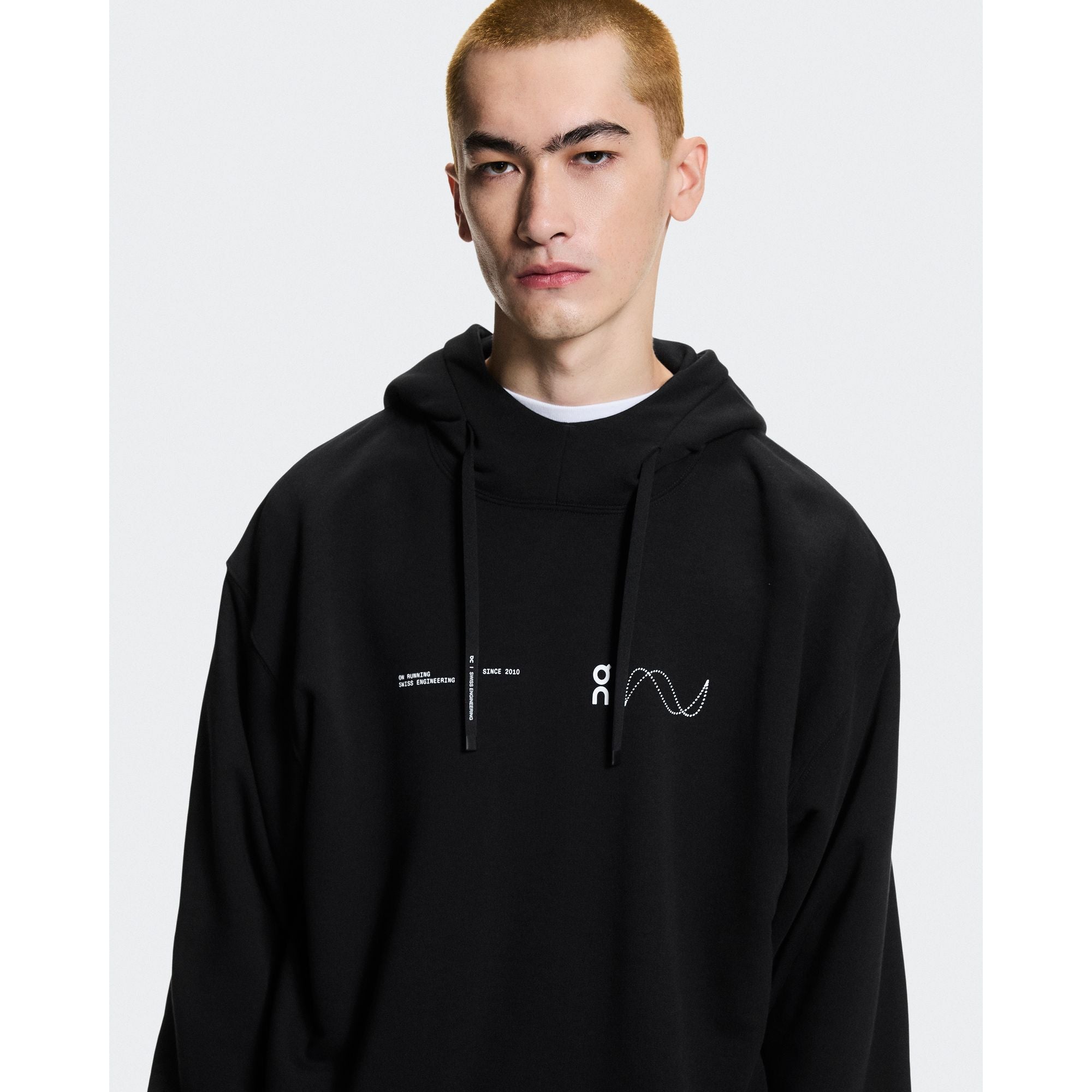 On Club Hoodie Volt