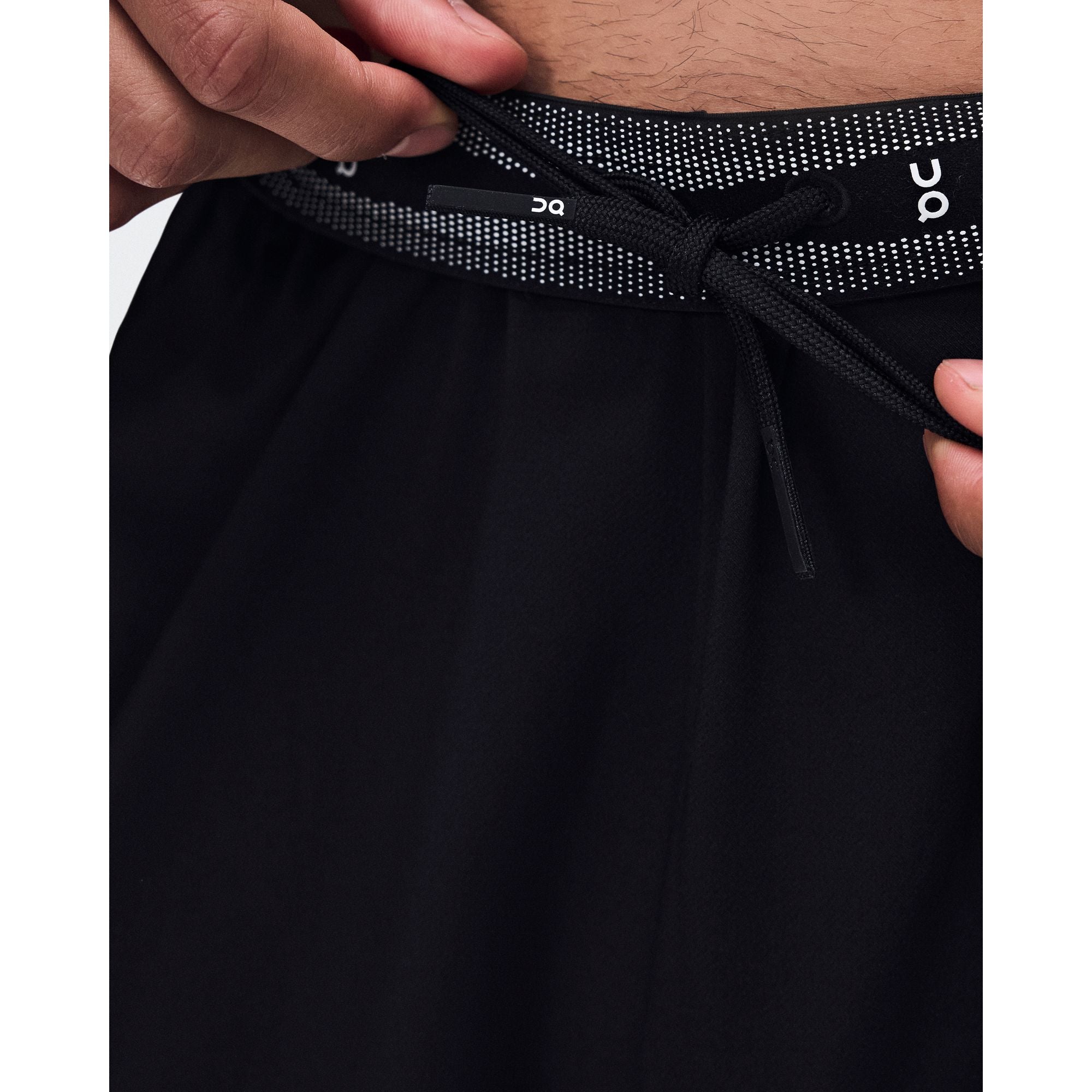 On Train Shorts 7"