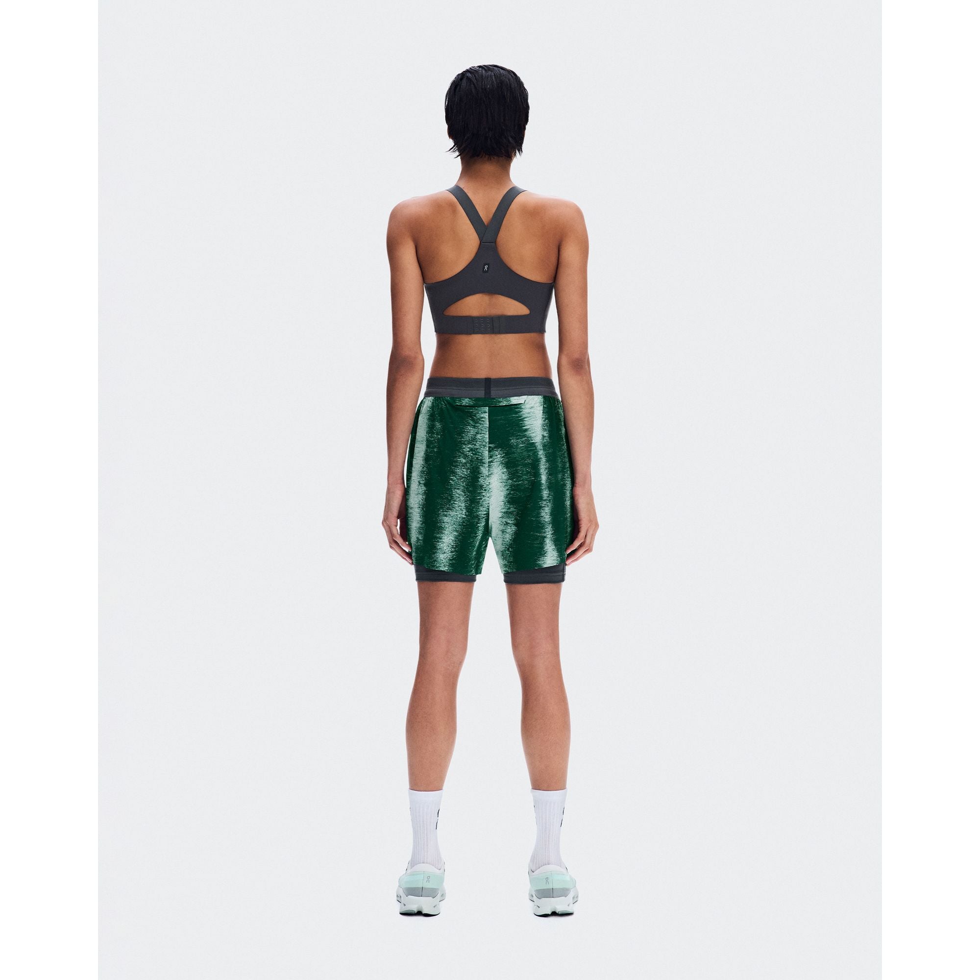 On Performance Shorts Terra