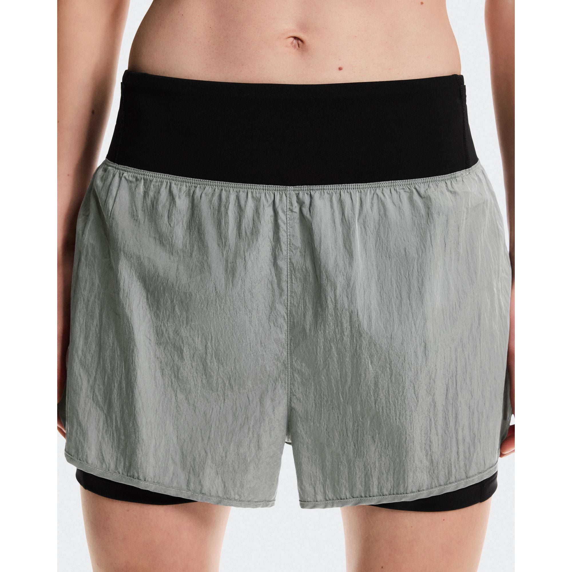 On Performance Volt Shorts