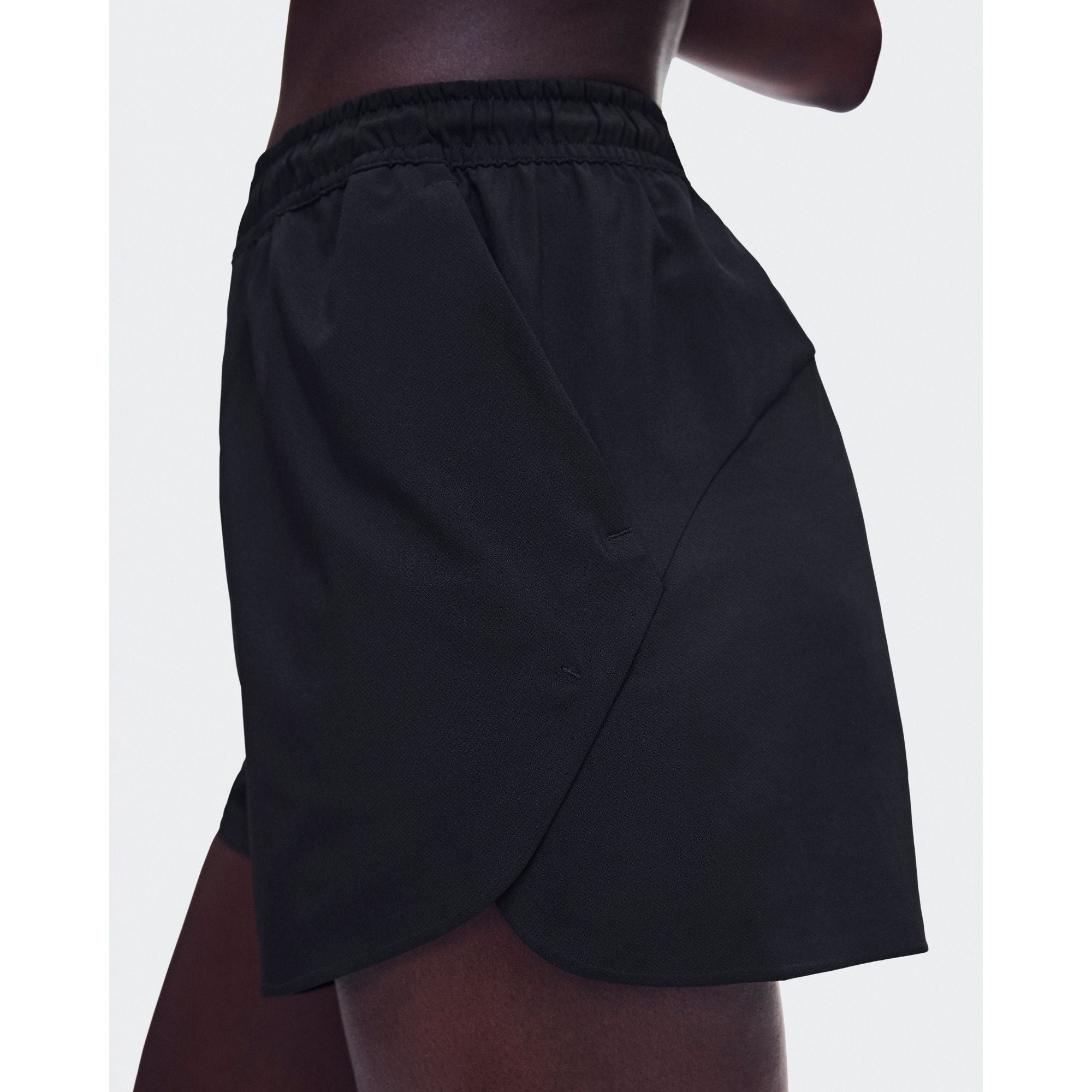 On Train Shorts 3"