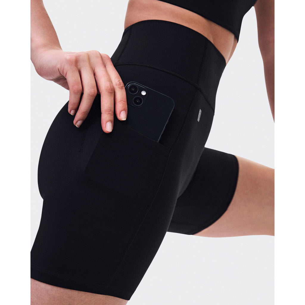 On Studio Tights Short 6"